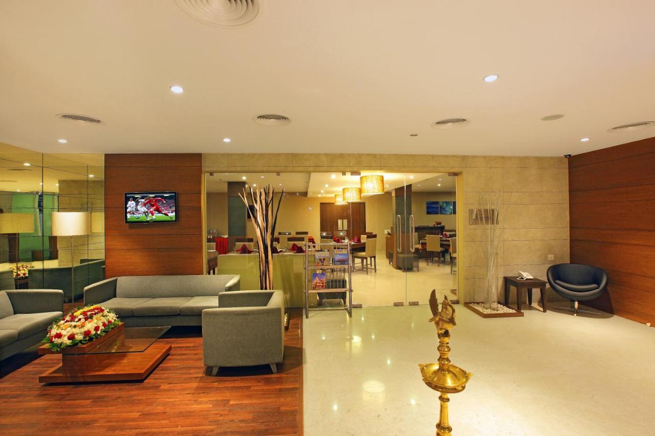 Отель Park Residency Adoor Adur Экстерьер фото